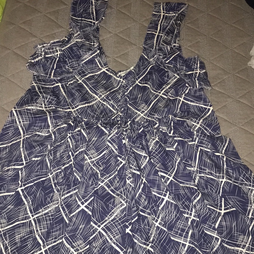 Sleeveless blouse sz 4